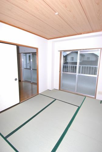 ジュネス花園の和室