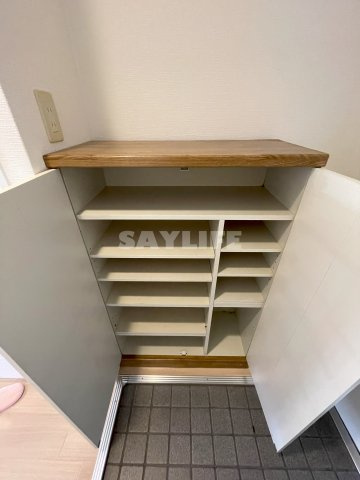 コンフォートヴィラ深江橋の玄関