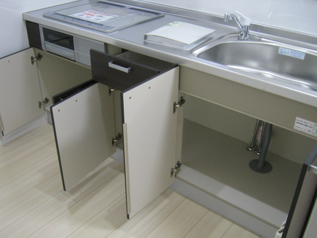 オレンジヒルズＪ1のキッチン