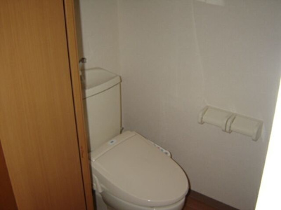 【トイレ】 | リバー・ウィンド | 落ち着いた色調のトイレです