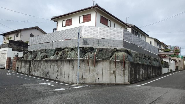 大久保町高丘貸家