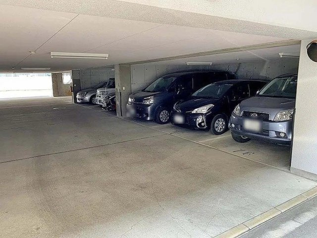 グランパティオ枚方の駐車場|駐車場■物件内覧・資金計画相談・住宅ローン相談、リフォーム相談、お問合せ受付中■
※当日・翌日のご内覧、ご相談はお電話でのお問合せがスムーズです！