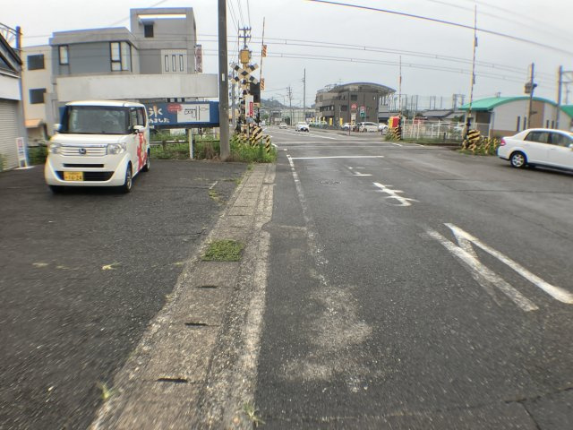 成岩栄町4丁目店舗の駐車場
