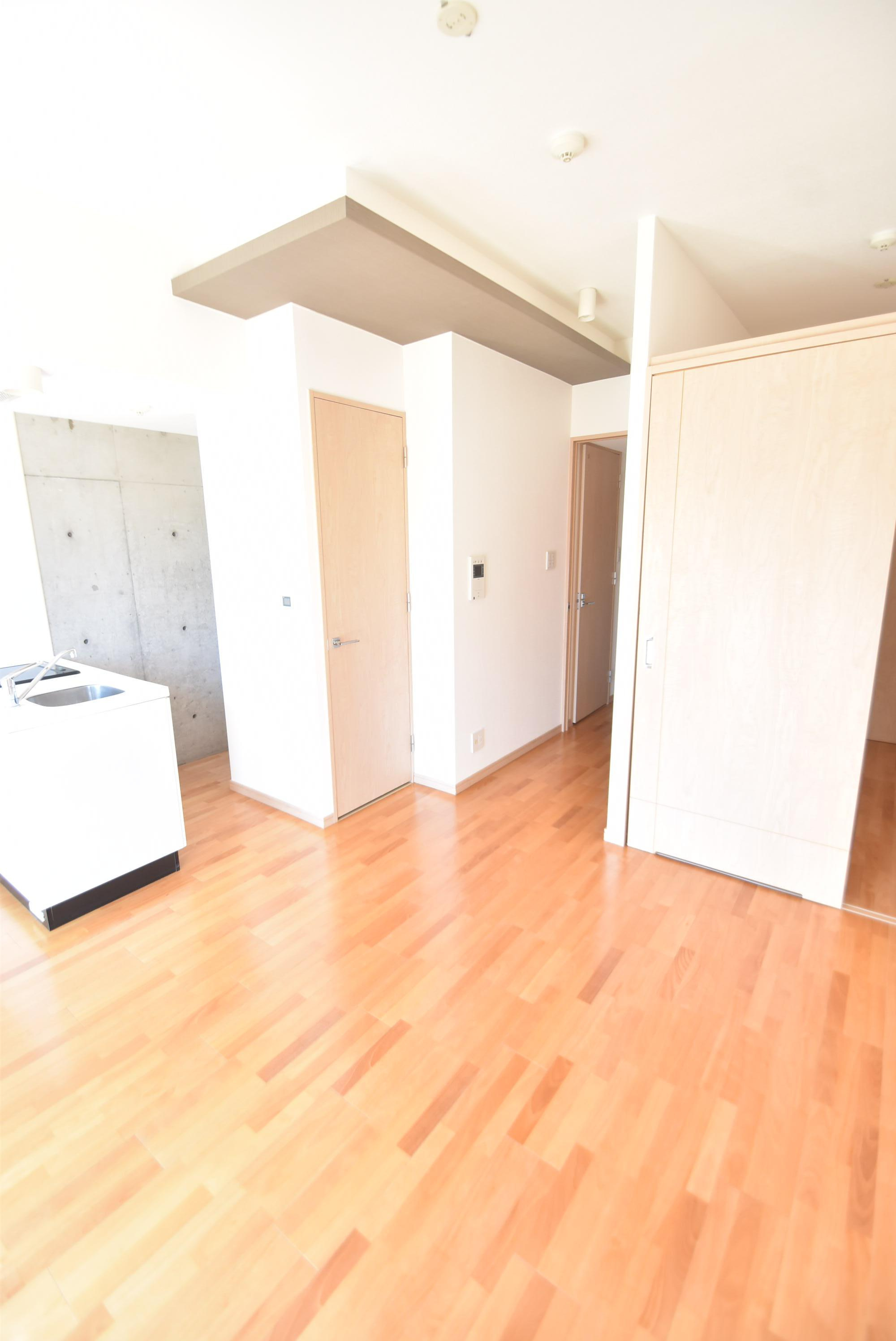 大阪市都島区中野町４丁目の賃貸マンションの居間・リビング