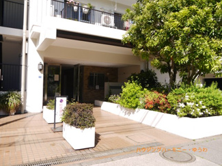 【エントランス】