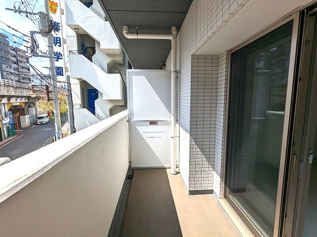 GRAND CONCIERGE浅草橋の設備|2Fのバルコニーです