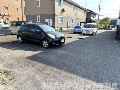 【駐車場】 | ハイライズ新涯　A棟