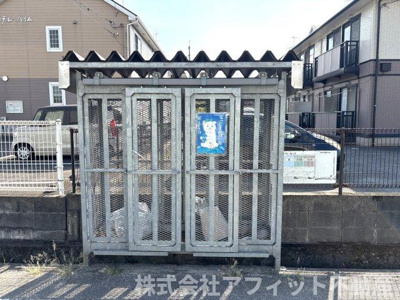 【その他】 | ハイライズ新涯　A棟 | 敷地内ゴミ置場