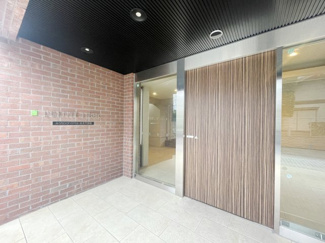 【エントランス】