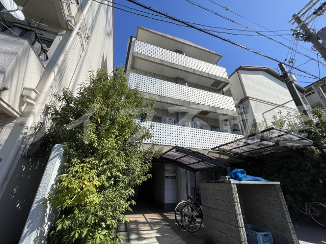 シャルルフジ吉田