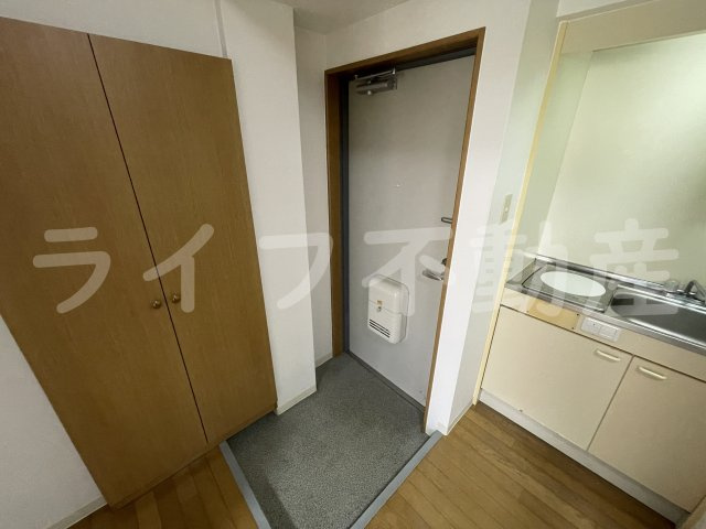 シャルルフジ吉田の玄関|落ち着いた玄関です
