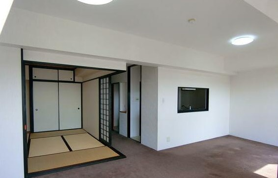 テラスノバ鵜沼　12階の洋室