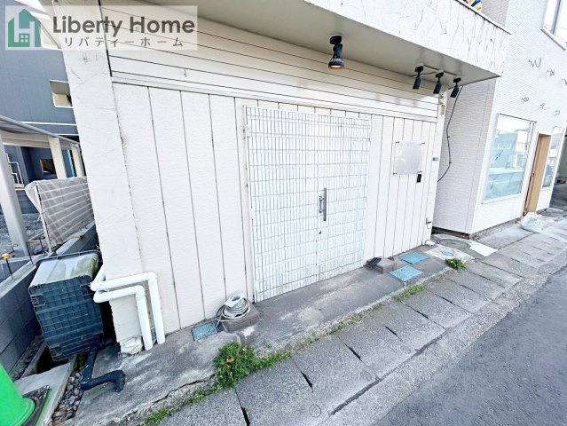 土浦市桜町　中古戸建のエントランス