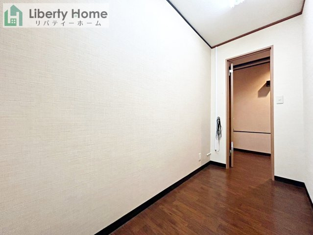 土浦市桜町　中古戸建の洋室