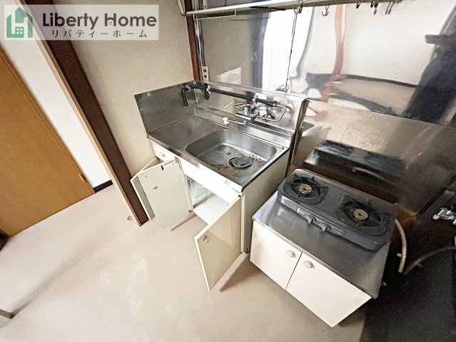 土浦市桜町　中古戸建のキッチン