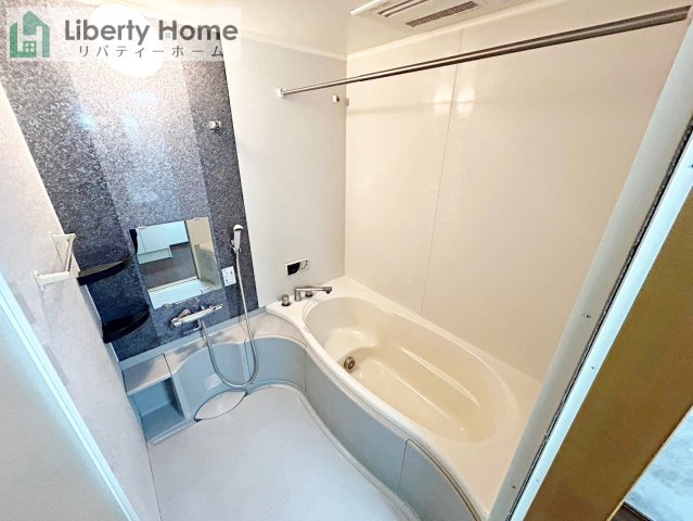 土浦市桜町　中古戸建の浴室