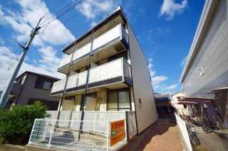 足立区本木西町のアパートの画像
