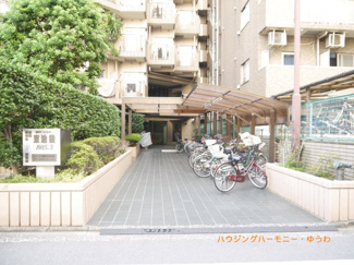 【エントランス】