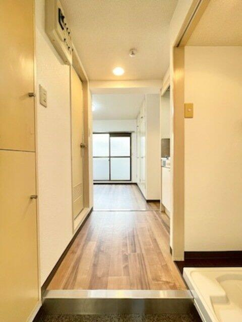 毎日通る玄関はこちらです