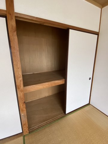 コーポ三本木の収納