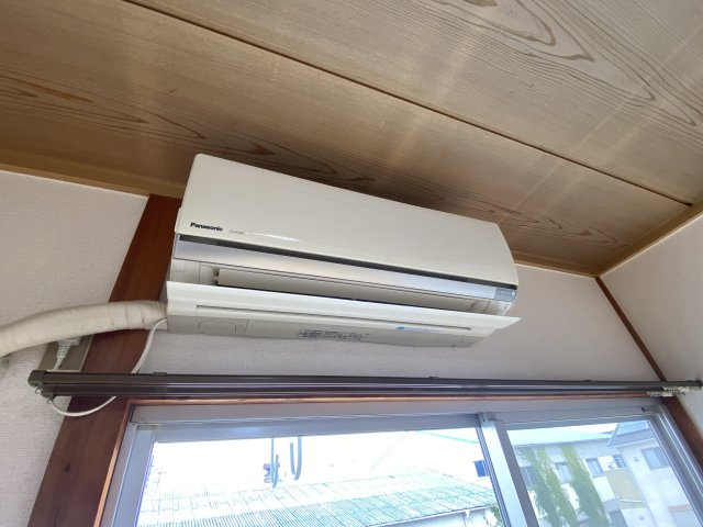 コーポ三本木の設備|エアコン（サービス品）