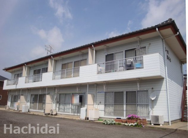 コーポ三本木の外観