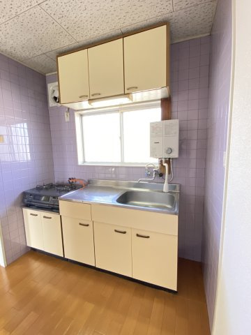 コーポ三本木のキッチン