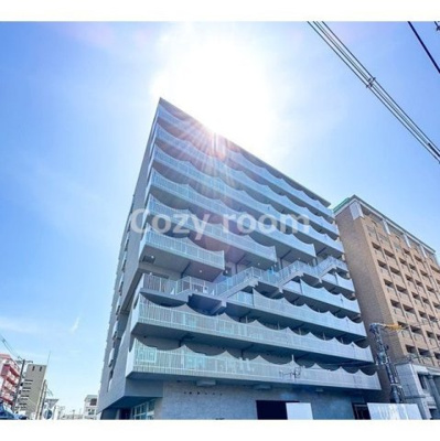 【外観】 | TOPAZ江坂 | お洒落な外眼です(^-^)