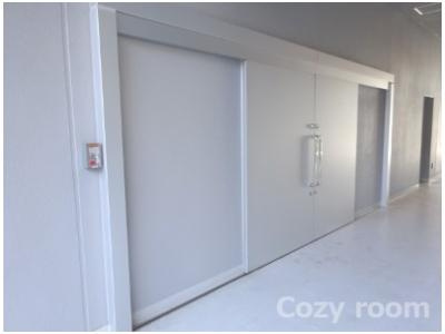 【その他共用部分】 | TOPAZ江坂 | 敷地内ゴミ置き場は、綺麗で広いです。