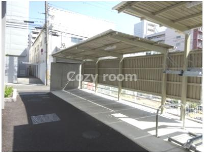 【その他共用部分】 | TOPAZ江坂 | バイクや駐輪場