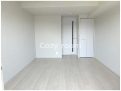 【洋室】 | TOPAZ江坂 | デザイナーさん監修のお洒落なお部屋です。　※図面と現況が異なる場合は、現況を優先します。