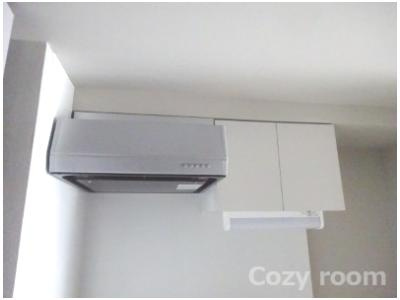 【キッチン】 | TOPAZ江坂 | お手入れ楽々換気扇