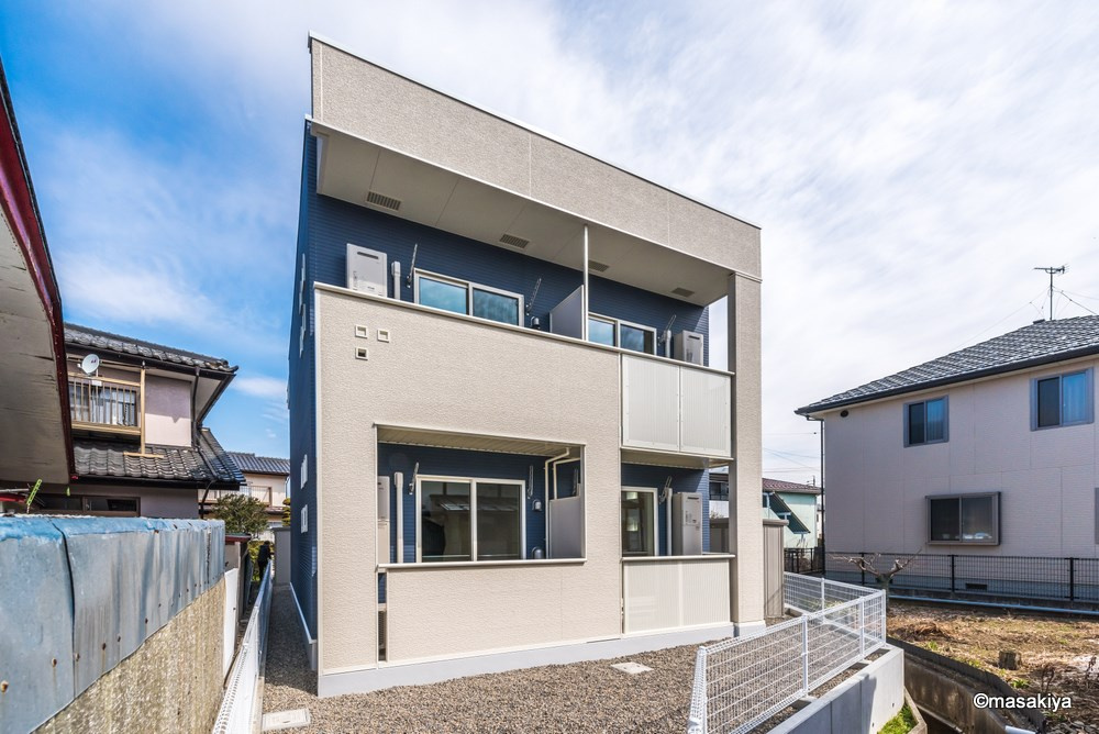 クレシェンテＳの外観