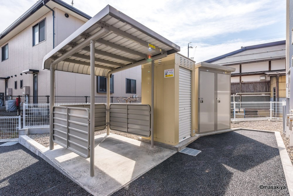 クレシェンテＳの外観|駐輪場