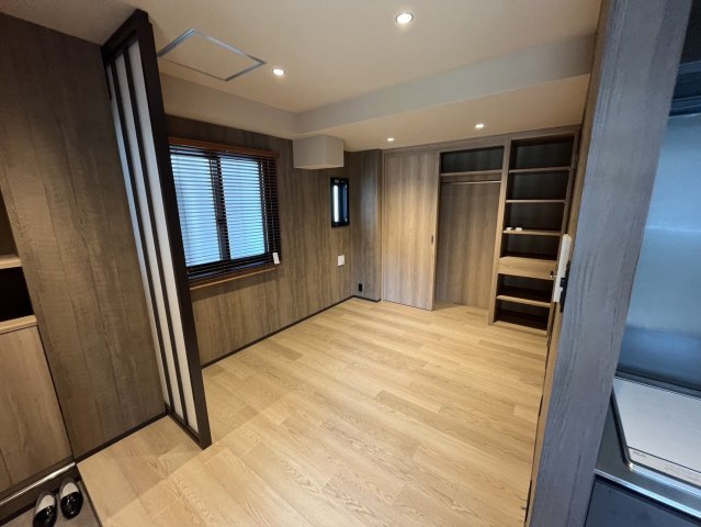 江戸川区松島３丁目の店舗事務所の居間・リビング