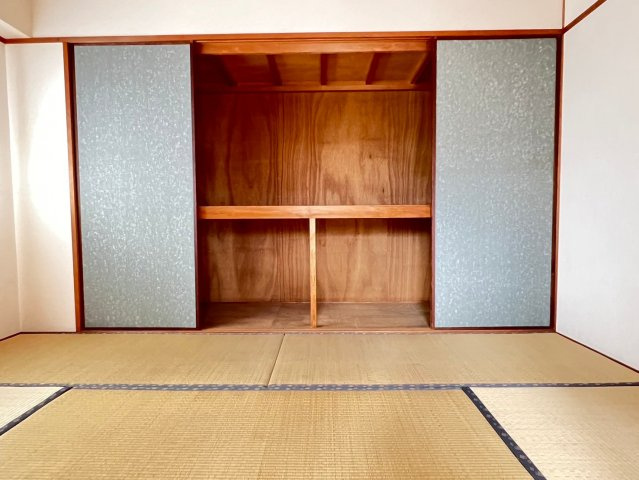 ロイヤルハイツ千里の収納