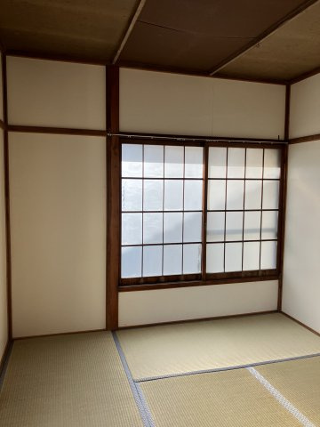 植松戸建新沢田町の和室
