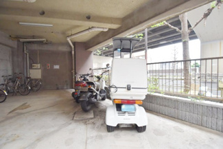 【駐車場】 | バイク置き場