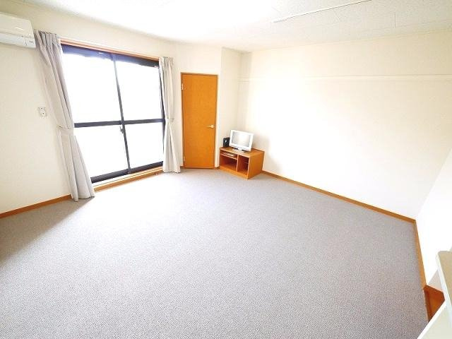レオパレス南生駒の寝室|寝室にぴったりのお部屋です