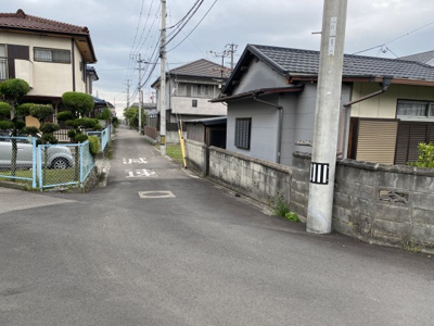 【前面道路含む現地写真】 | 東雲町２丁目　売物件 | 南西側接道