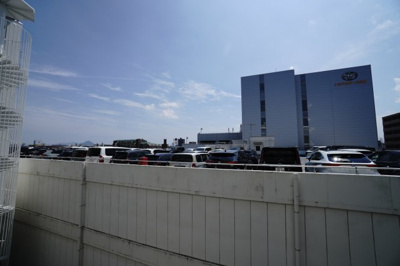 【展望】 | 【上質リノベ】ドルミ庚午 | 【四季を感じる】
四季の移ろい・爽やかな青空や風を感じられ
自然を愉しめるパノラマビュー。
毎日の暮らしに余裕を感じさせてくれる、
遮る物の無い開放的な眺望を是非、ご堪能ください。