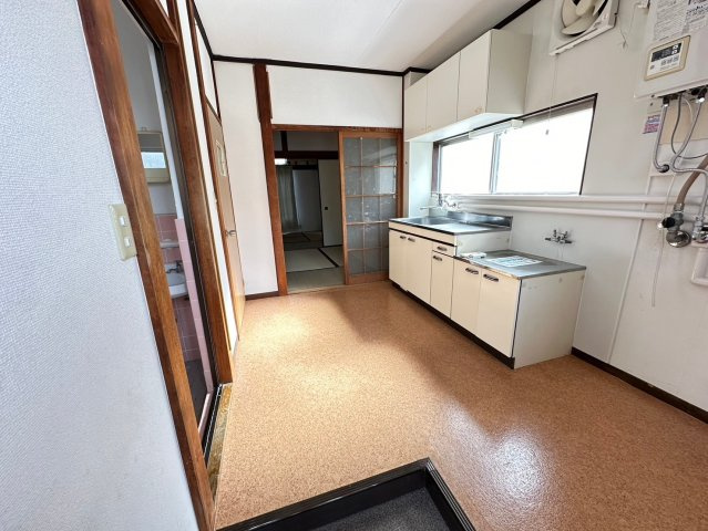 神明ハイムの玄関