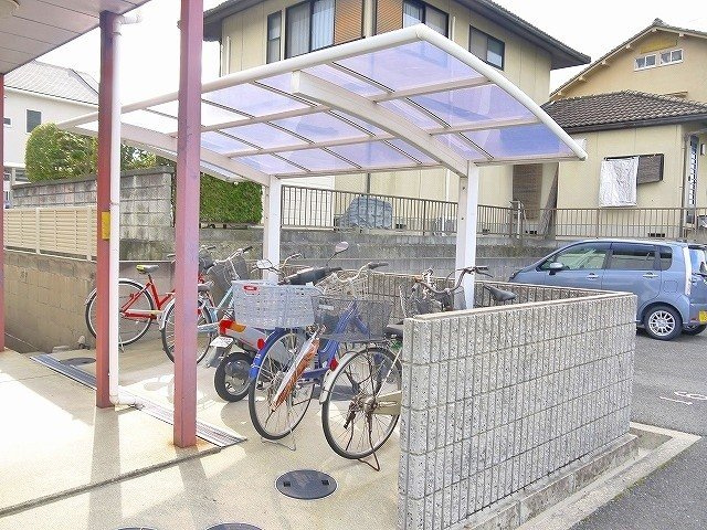 レオパレスナップアネックスのその他共用部分|自転車置き場