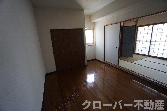 サンハイツ宇多津の居間・リビング