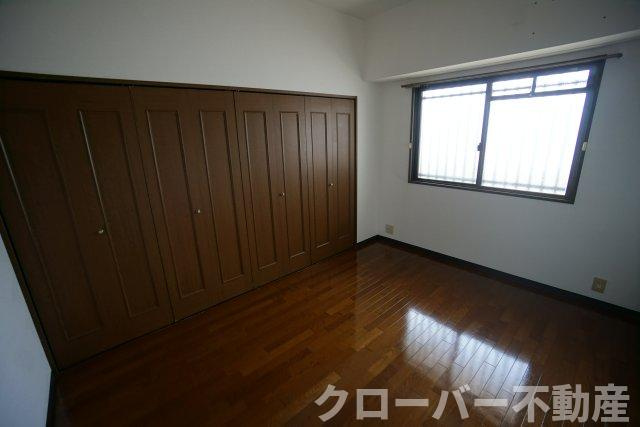 サンハイツ宇多津の居間・リビング