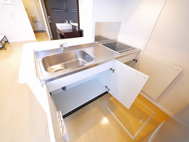 レオネクストコミンチャーレ九条のキッチン|使いやすいキッチンです