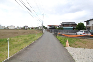 【前面道路含む現地写真】 | 川越市牛子　建築条件なし売地　「新河岸駅」徒歩18分　敷地68坪　【牛子小学区】