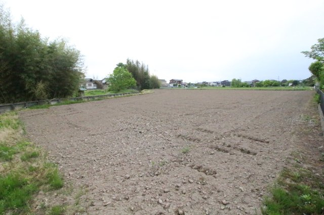川越市久下戸　建築条件なし売地　「南古谷駅」徒歩35分　敷地137坪　【南古谷小学区】の外観
