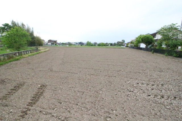 川越市久下戸　建築条件なし売地　「南古谷駅」徒歩35分　敷地137坪　【南古谷小学区】の外観