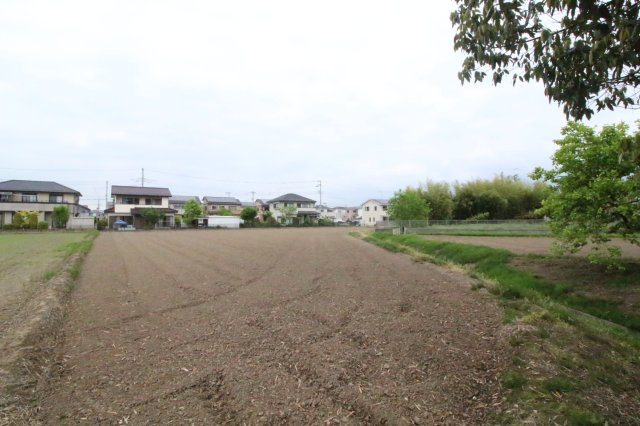 川越市久下戸　建築条件なし売地　「南古谷駅」徒歩35分　敷地137坪　【南古谷小学区】の外観